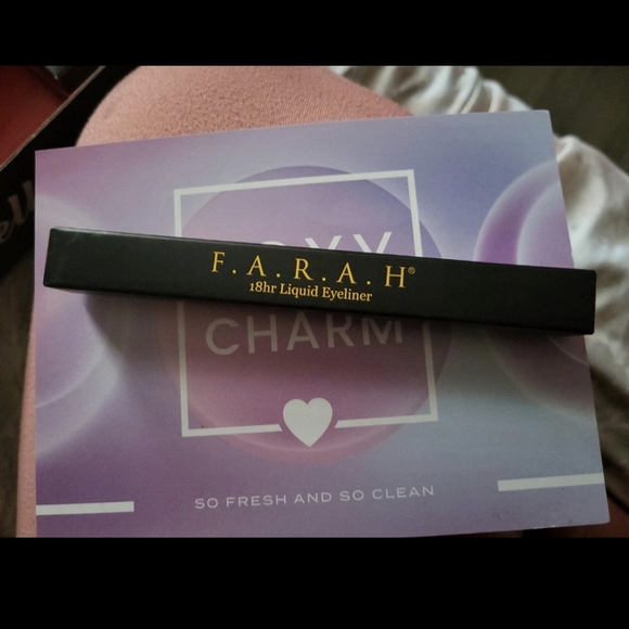 18 hr liquid eyeliner - Picture 3 of 3